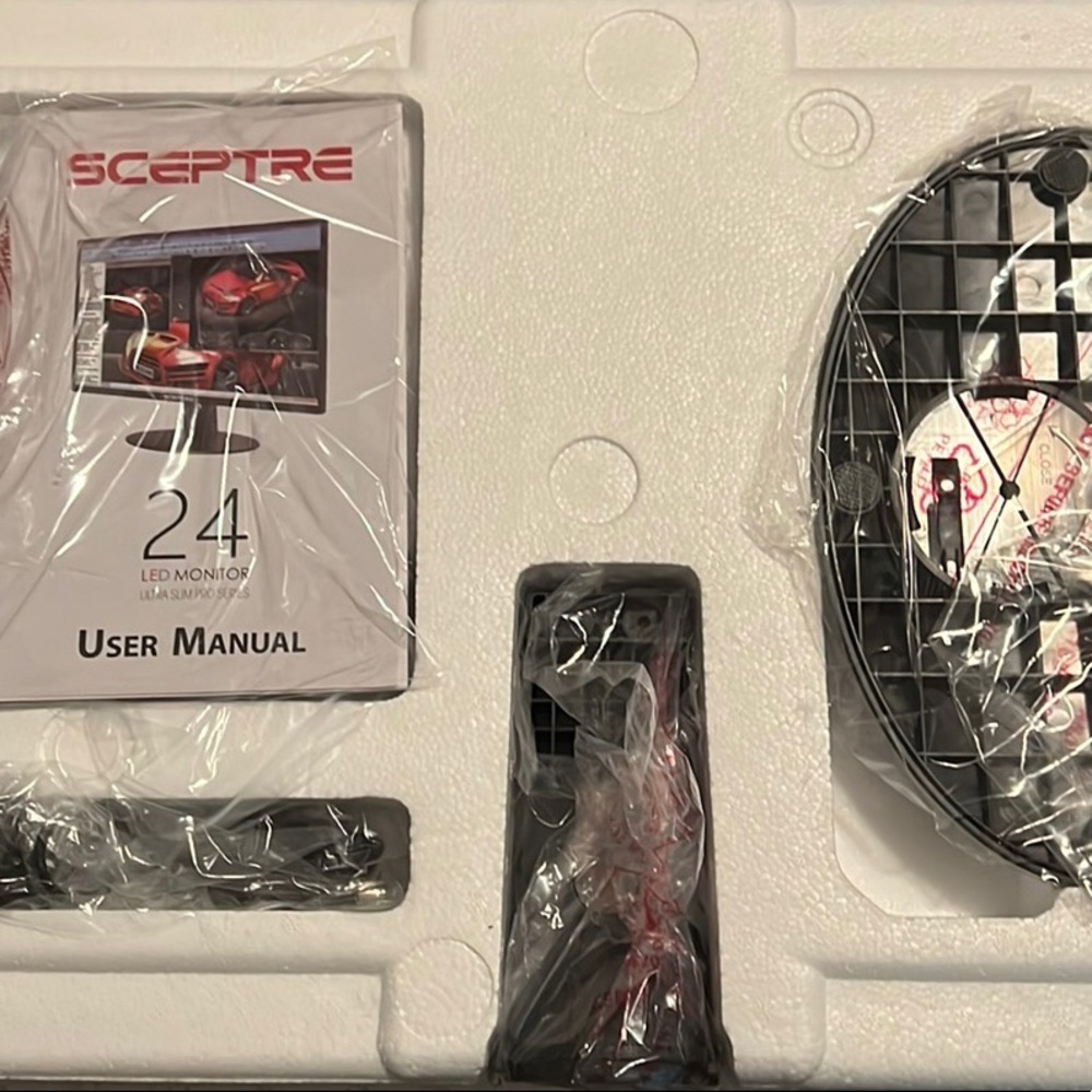 Monitor - Picture 2 of 4